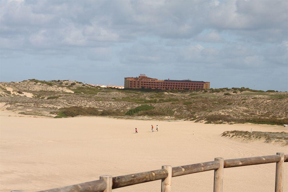 Mh Atlantico Hotell Atouguia Da Baleia Exteriör bild