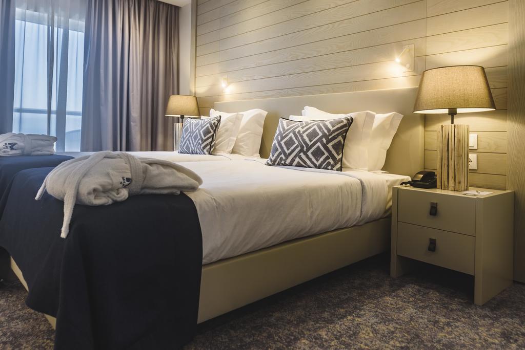 Mh Atlantico Hotell Atouguia Da Baleia Exteriör bild