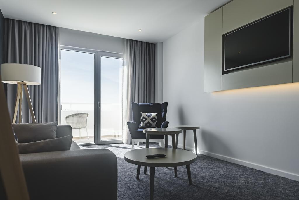 Mh Atlantico Hotell Atouguia Da Baleia Exteriör bild